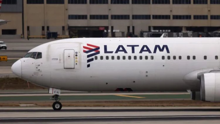 Avião da Latam é obrigado a arremeter após aproximação de balão na pista do Galeão, no Rio